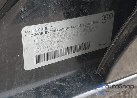 2013 Audi A4 2.0T Premium z USA, uszkodzony, nr VIN WAUBFAFL2DN032209